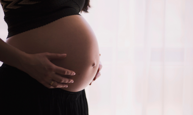Užívání konopí během těhotenství je krajně nevhodné